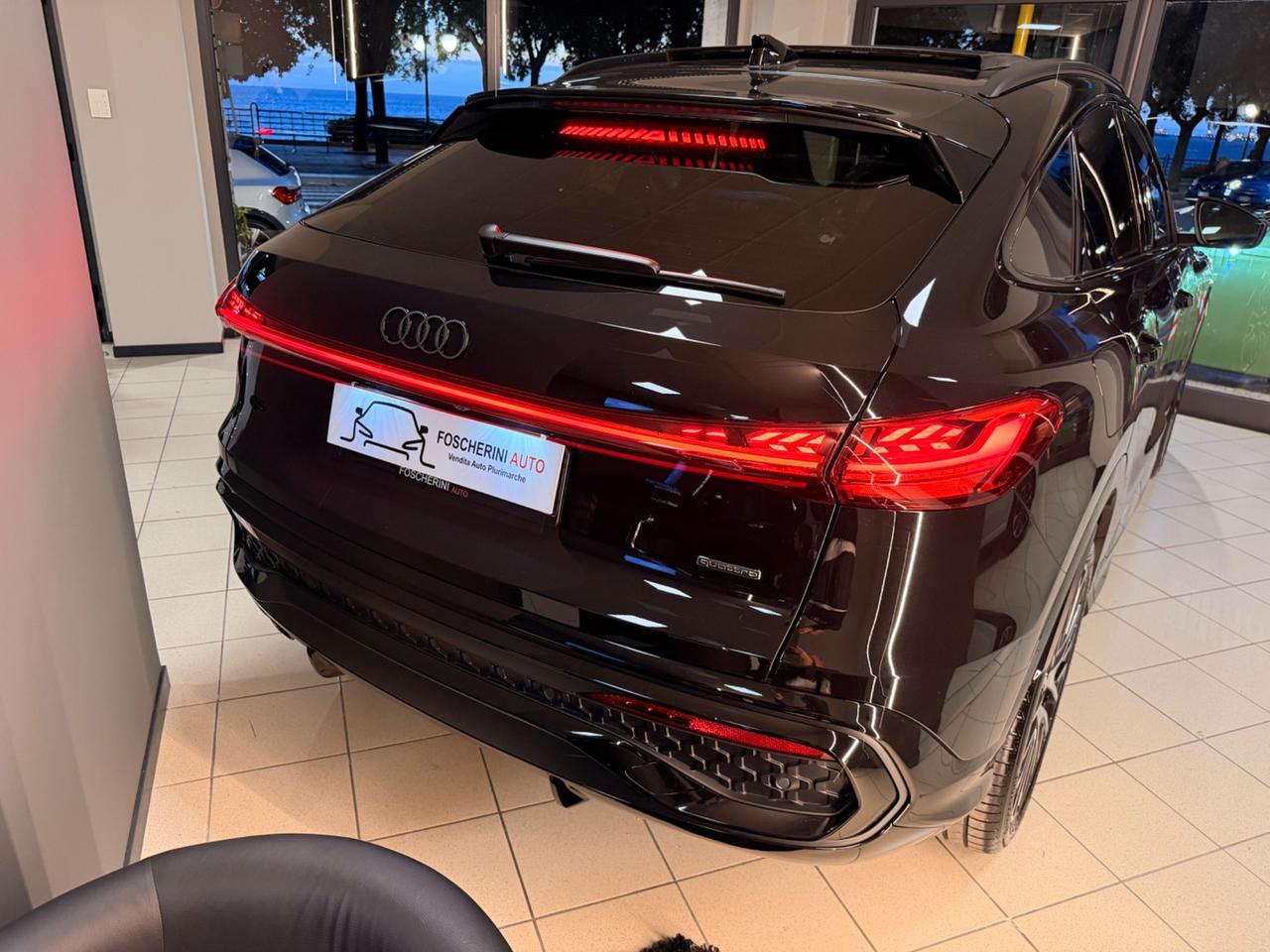 Audi Q5 SPB S line edition Total Black 2026