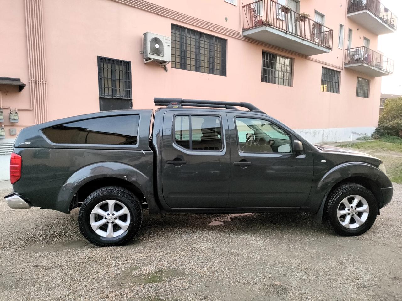 Nissan Navara 2.5 dCi 4p Double Cab LE