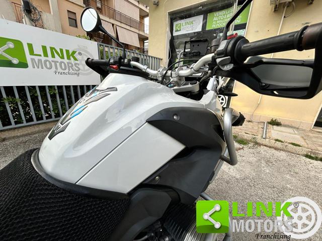 BMW R 1200 GS .