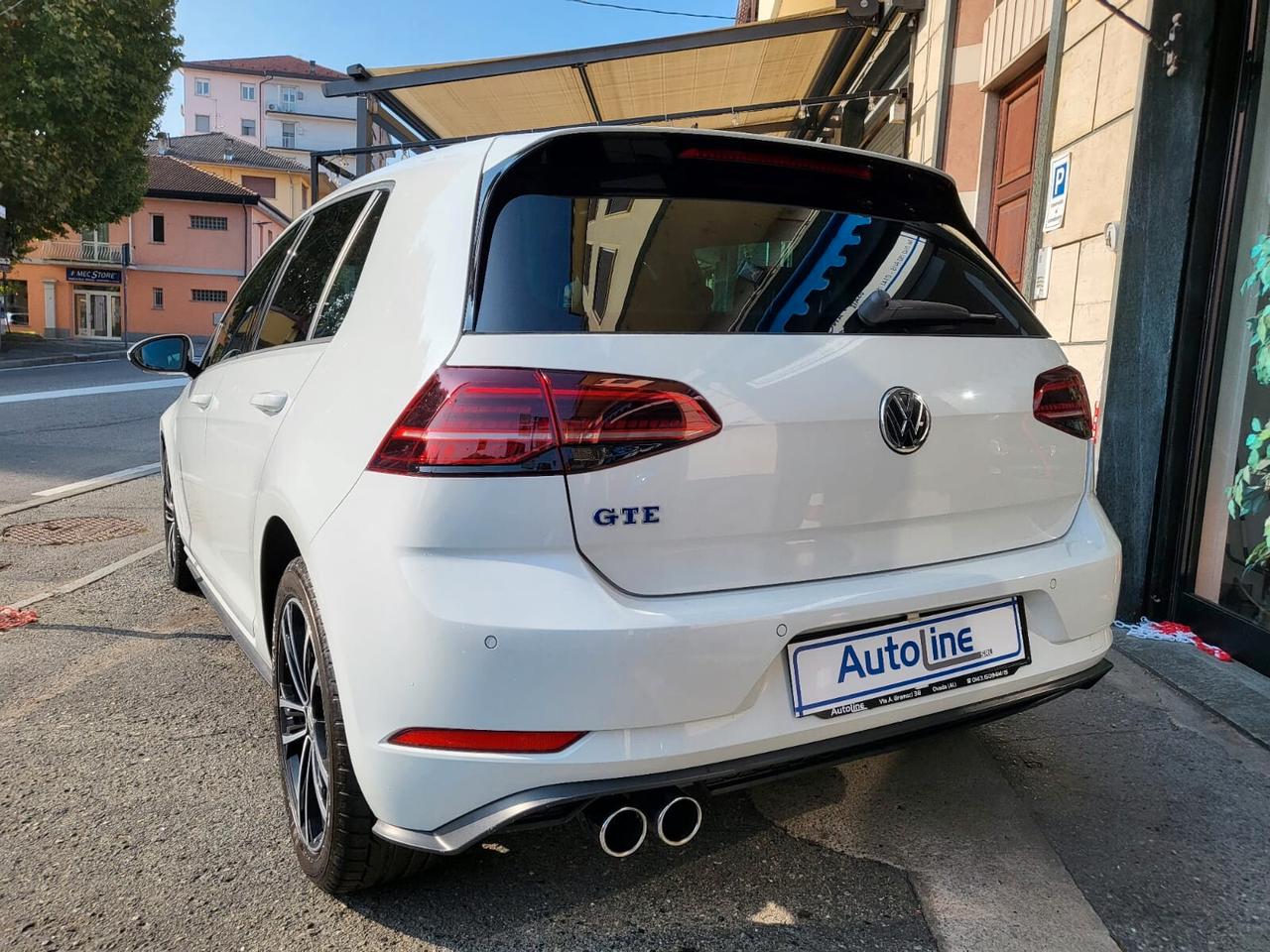 Volkswagen Golf 1.4 GTE HYDRID 5p. TETTO