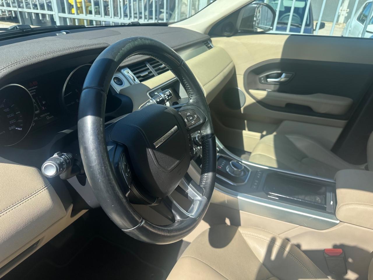 Land Rover Range Evoque 2.2 Sd4 5p. Prestige