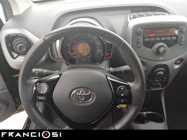 TOYOTA Aygo 5 Porte 1.0 VVT i 72cv x wave