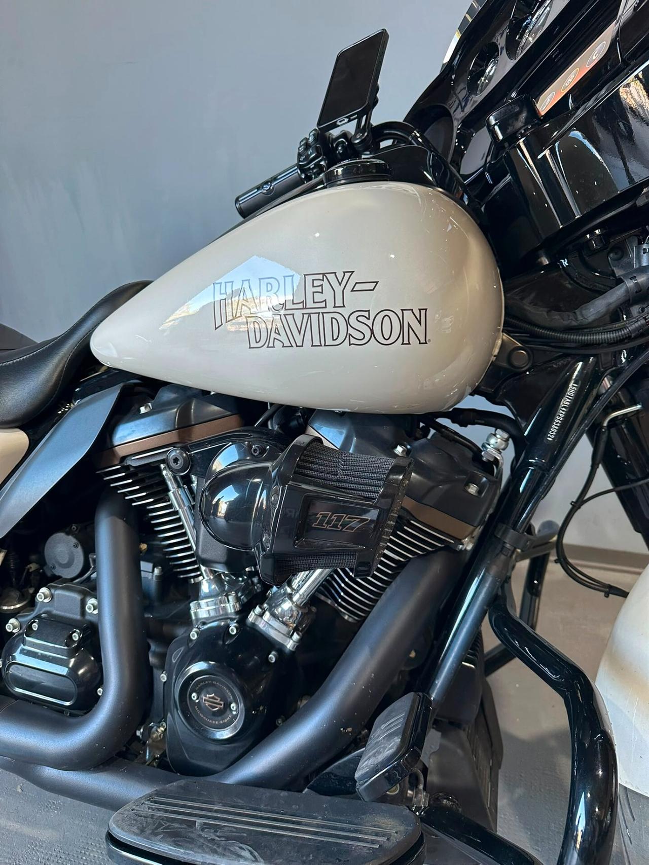 Harley-davidson FLHX Street Glide st