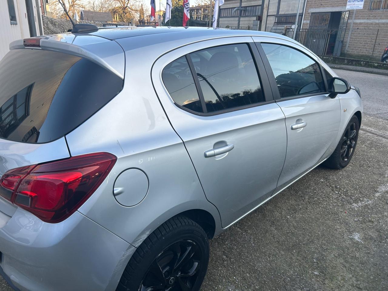 Opel Corsa 1.4 90CV GPL Tech 5 porte Advance