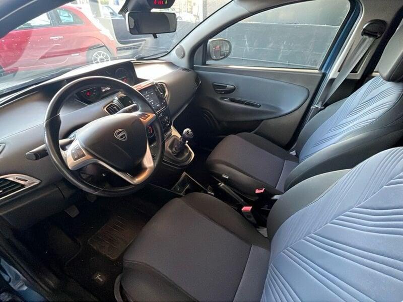 Lancia Ypsilon Ypsilon 1.0 FireFly 70cv S&S Hybrid SILVER PLUS