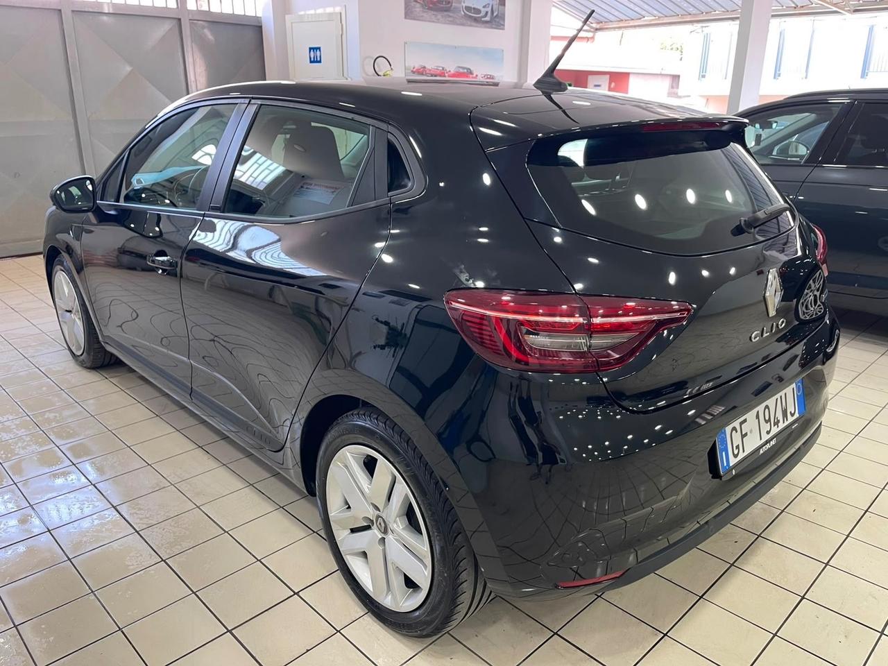 Renault Clio 2021 full hybrid initiale paris auto