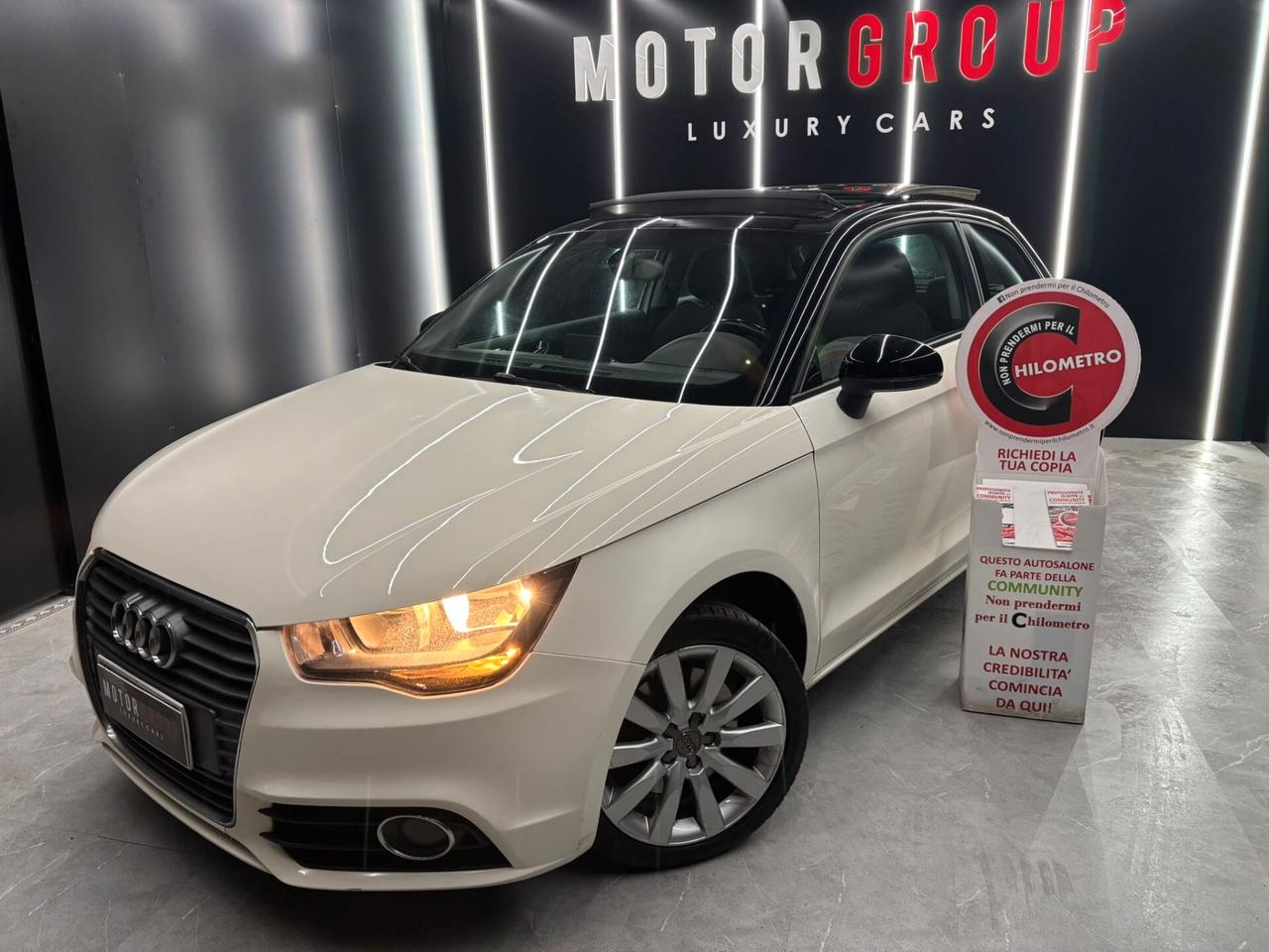 Audi A1 1.6 TDI 105 CV Ambition Tetto Apribile