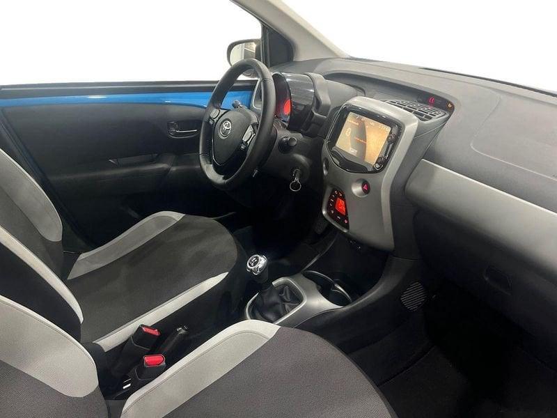 Toyota Aygo Aygo 5p 1.0 x-play tss