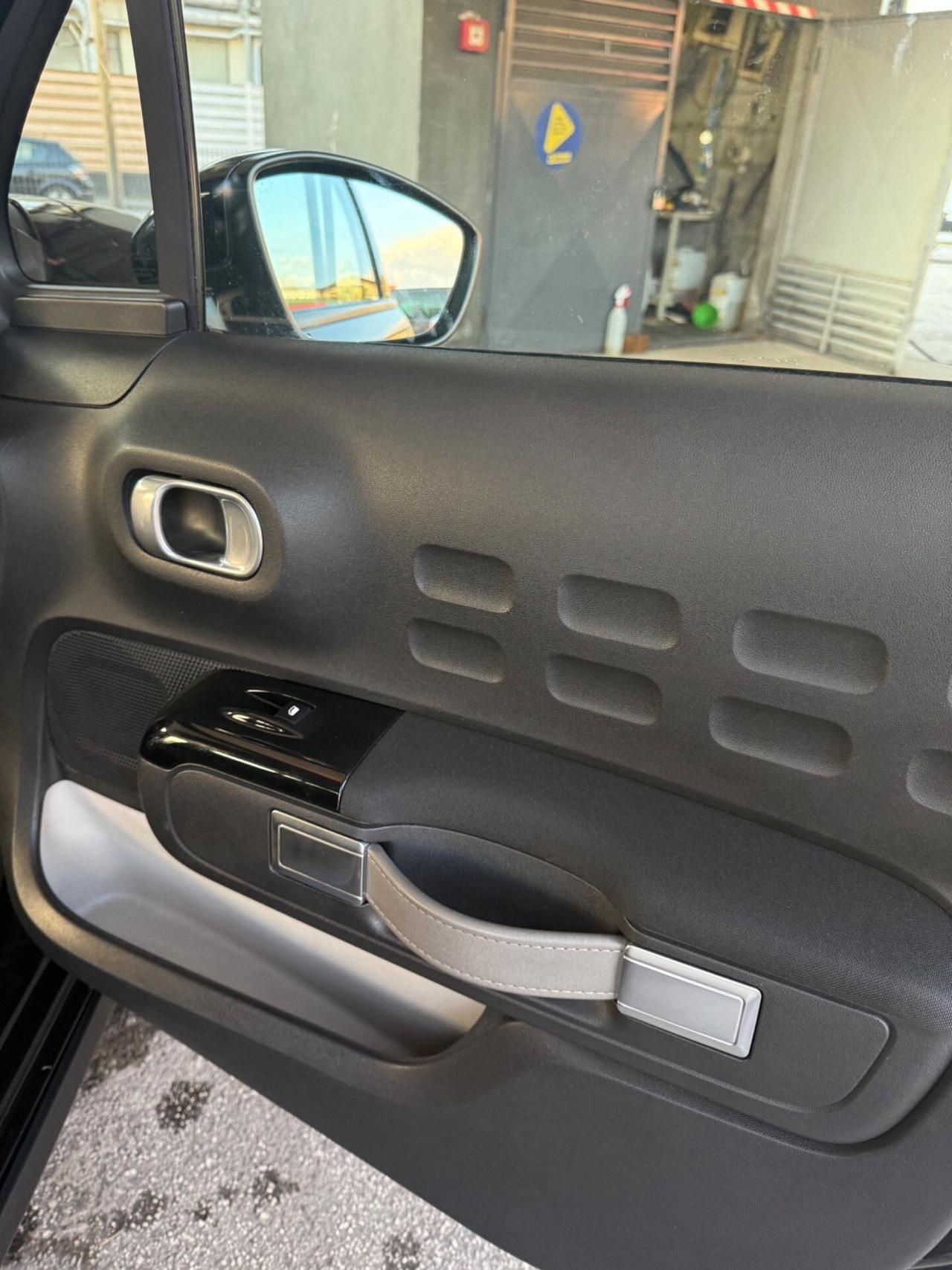 Citroen C3 BlueHDi 75 S&S Shine full optional