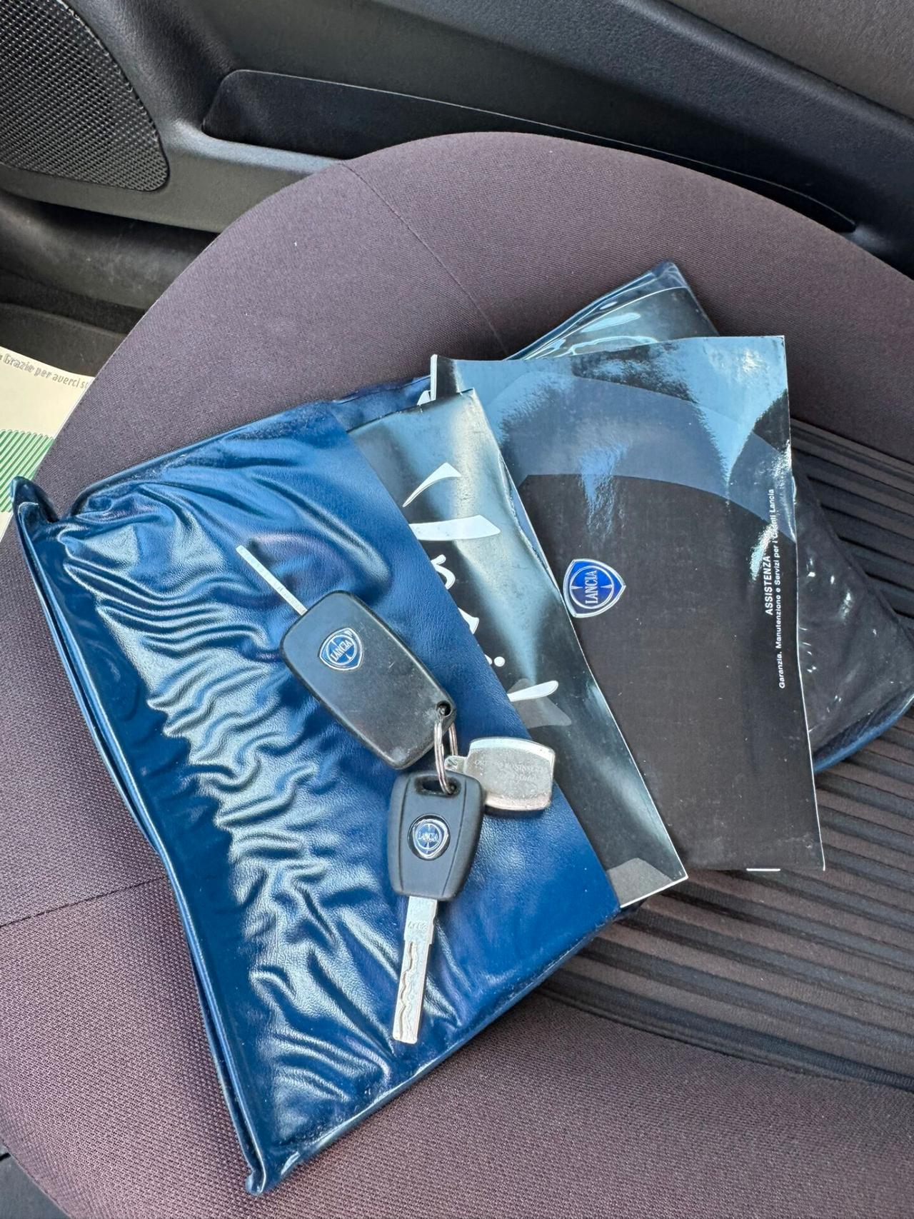 Lancia Ypsilon 1.2 Elle