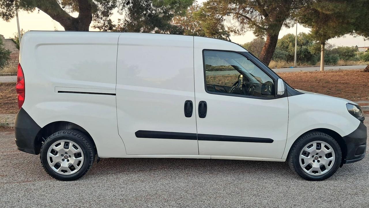 Fiat Doblò 1.6 MJT 105CV S&S PL-TN Cargo Maxi Lounge