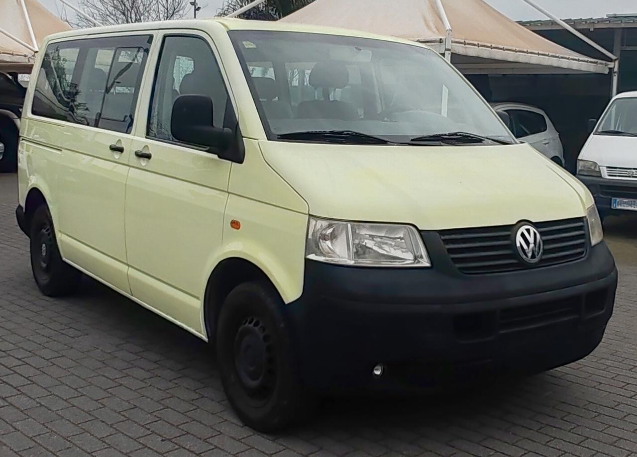 Volkswagen Multivan 2.5 TDI/130CV 4motion
