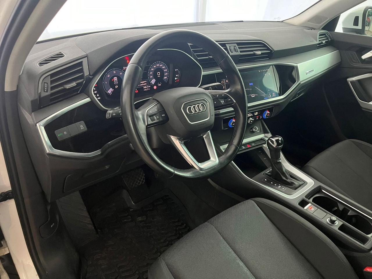 Audi Q3 35 TDI S tronic Business Advanced