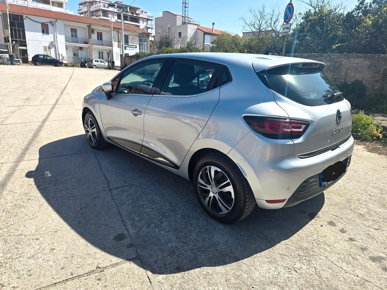 Renault Clio dCi 8V 75 CV Start&Stop 5 porte Energy Intens