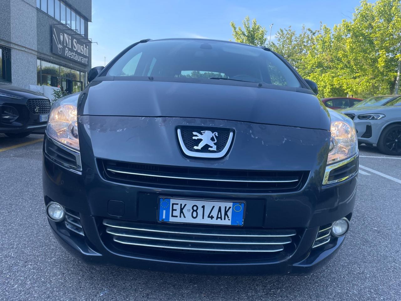 Peugeot 5008 1.6 e-HDi 112CV Stop&Start*Automatik*7 posti*