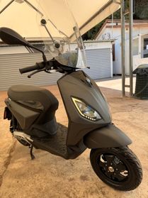 Piaggio 1 Active
