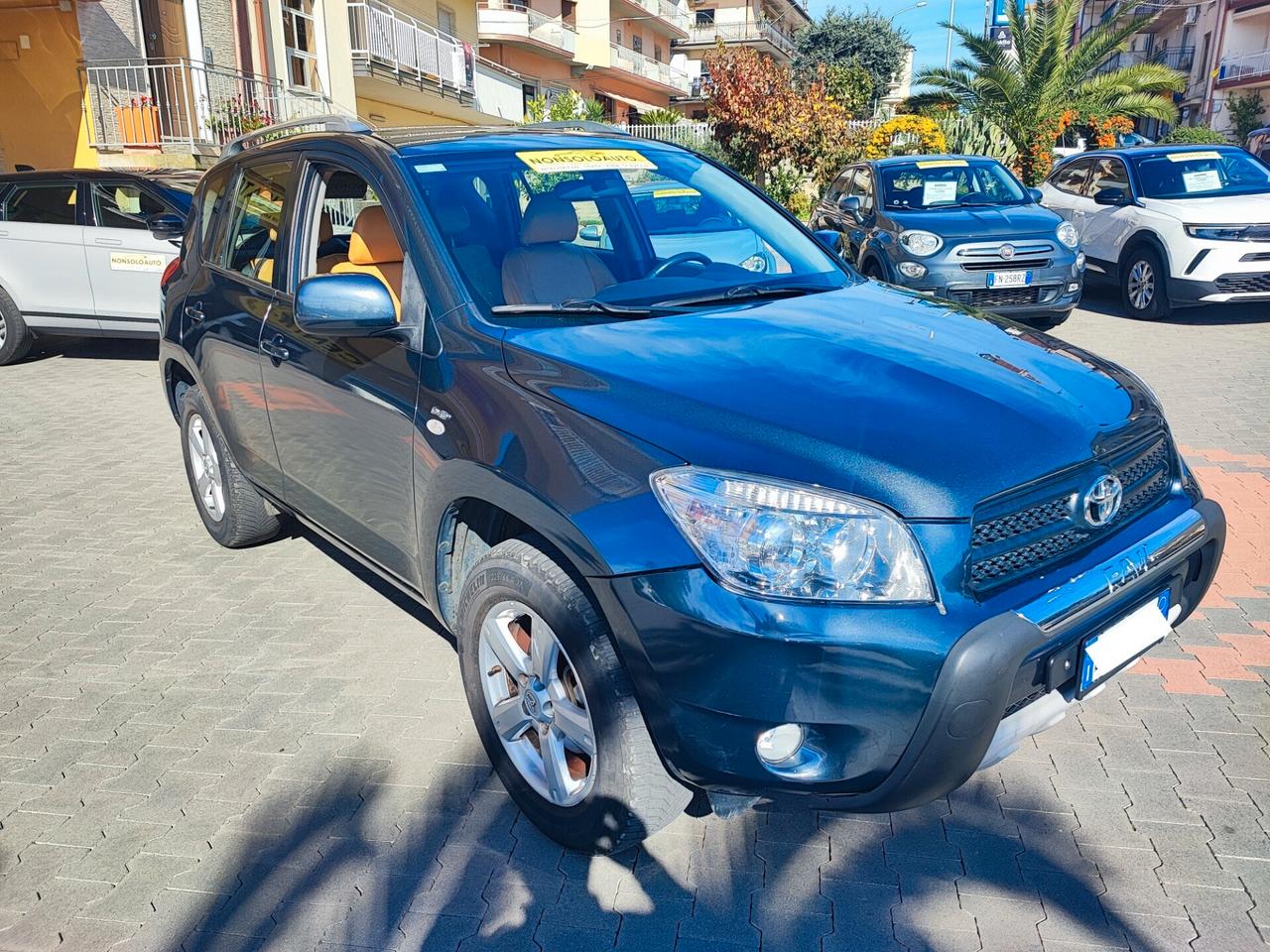 Toyota RAV4 2.2 D-4D 136CV Luxury- GancioTraino