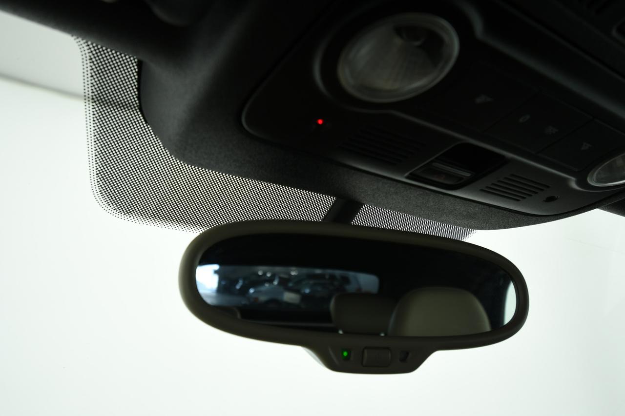 VOLKSWAGEN Maggiolino Cabrio 2.0 tdi Sport 140cv dsg PELLE+LED+C18"