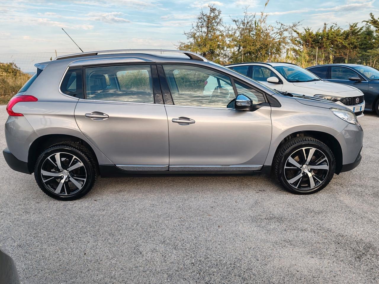 Peugeot 2008 1.6 Hdi Allure