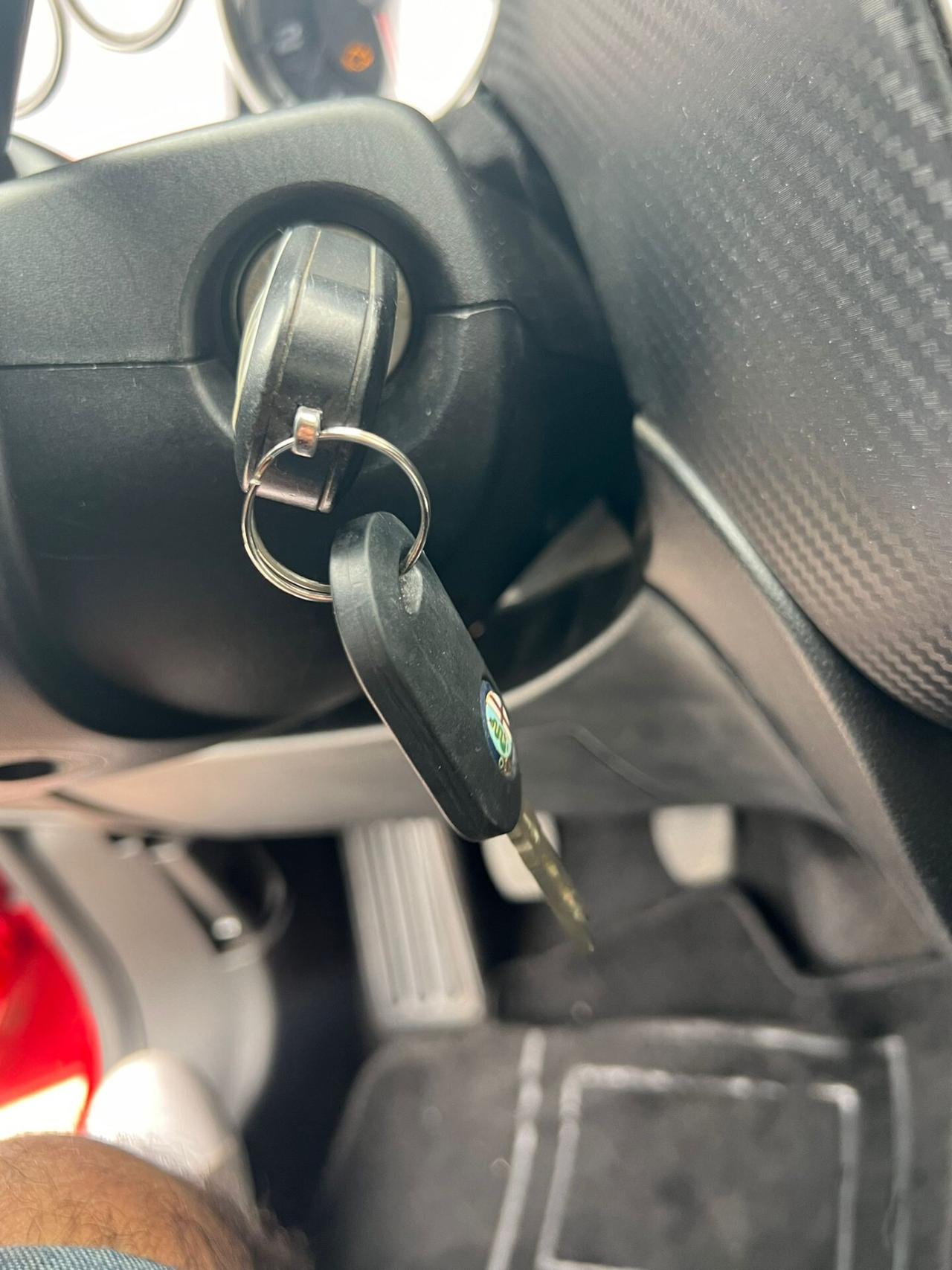 Alfa Romeo MiTo 1.6 JTDm 16V 2010 KM 167150 X NEOPATENTATI