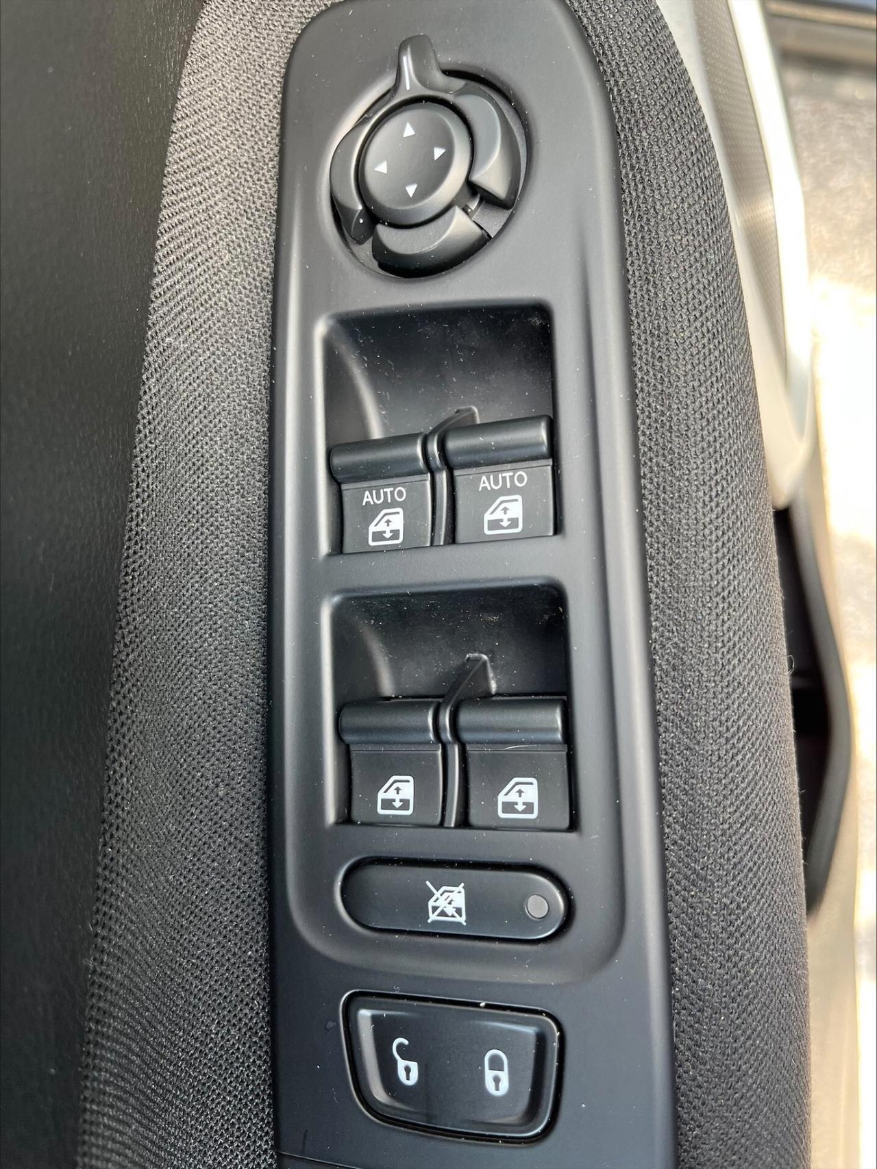 Jeep Renegade 1.6 Mjt 120 CV Longitude