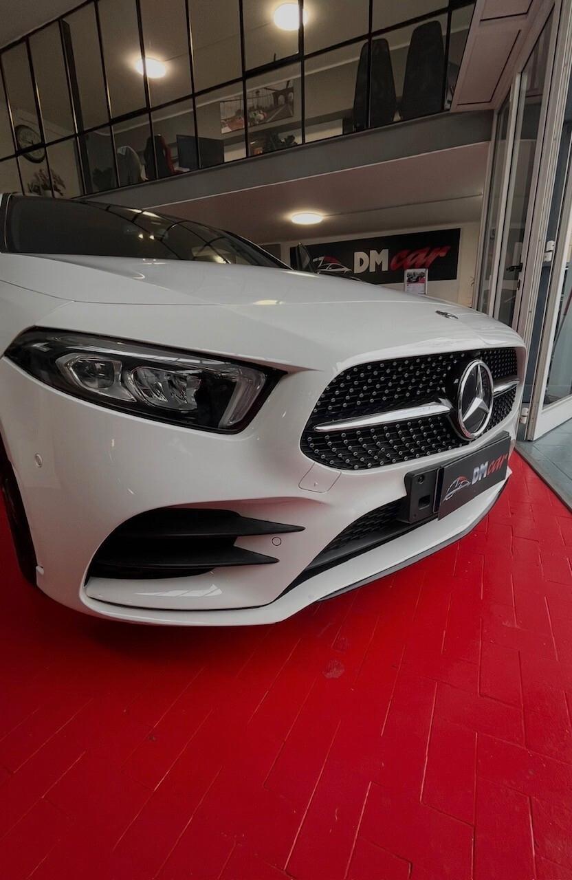 MERCEDES CLASSE A 1.6 TDI 116CV Sport Extra Cambio automatico Navi Cerchi AMG Pelle Alcantara allestimento AMG OK NEOPATENTATI