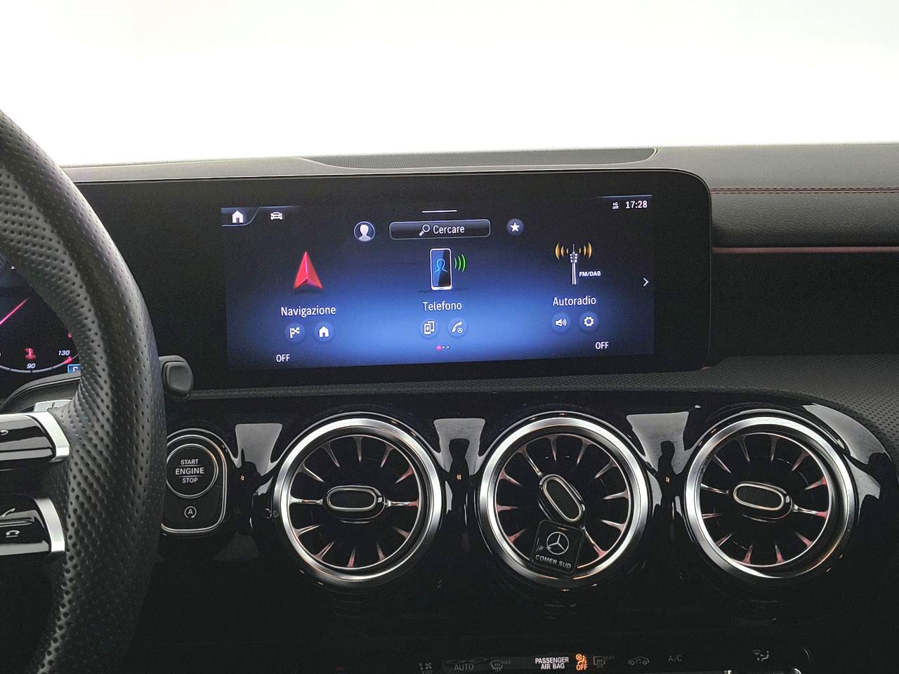 Mercedes-Benz CLA - C/X 118 - CLA Shooting Brake 200 d AMG Line Advanced P