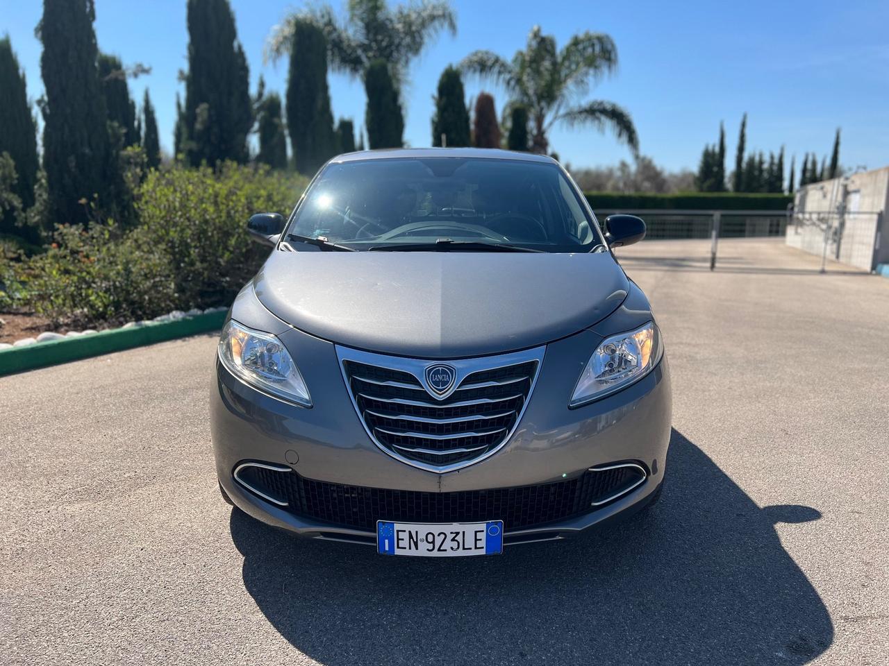 Lancia Ypsilon 1.3 MJT 95 CV 5p NEOPA Platinum