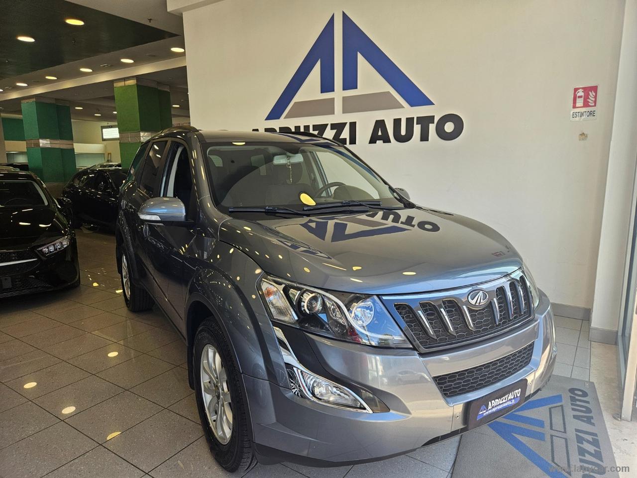 MAHINDRA XUV500 2.2 16V AWD W6 7/P
