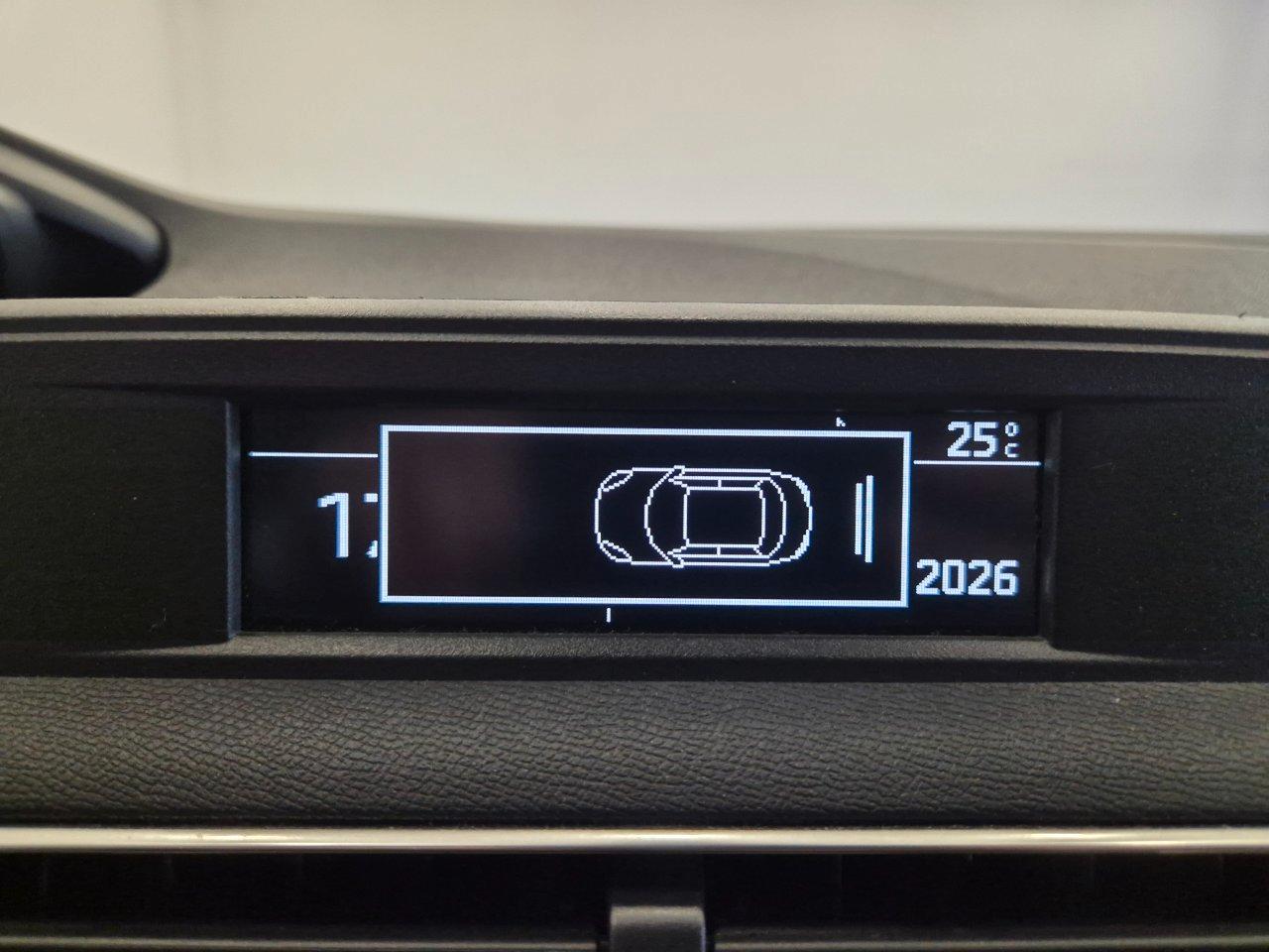 Peugeot 3008 1.6 bluehdi Access 120cv - UNIPROPRIETARIO - NEOPATENTATI - Sens. Park. - Cruise/Lim