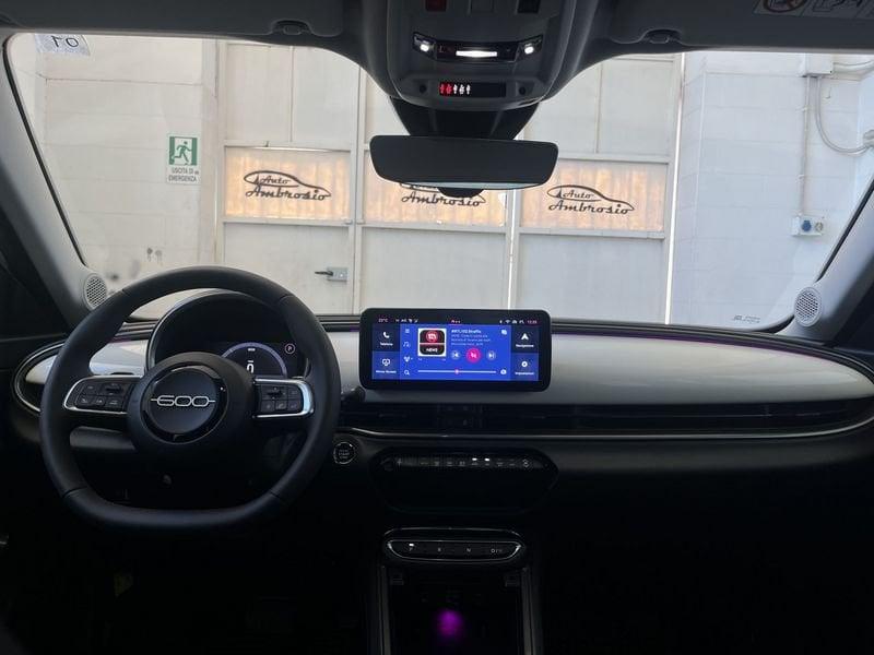 FIAT 600 600 1.2 hybrid 145cv TUA DA 229,00 EURO AL MESE