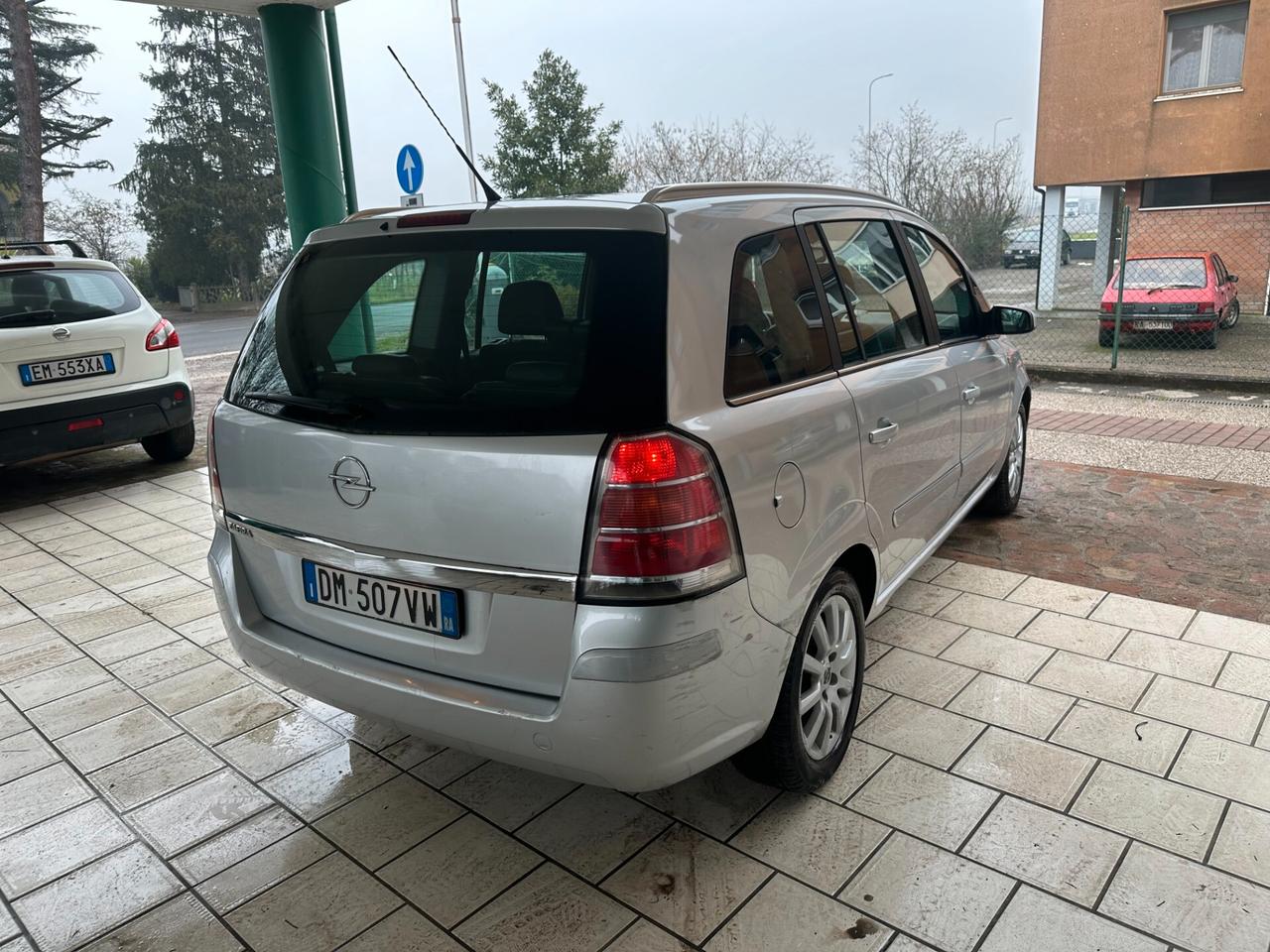 Opel Zafira 1.6 GPL 7 POSTI (12 RATE)
