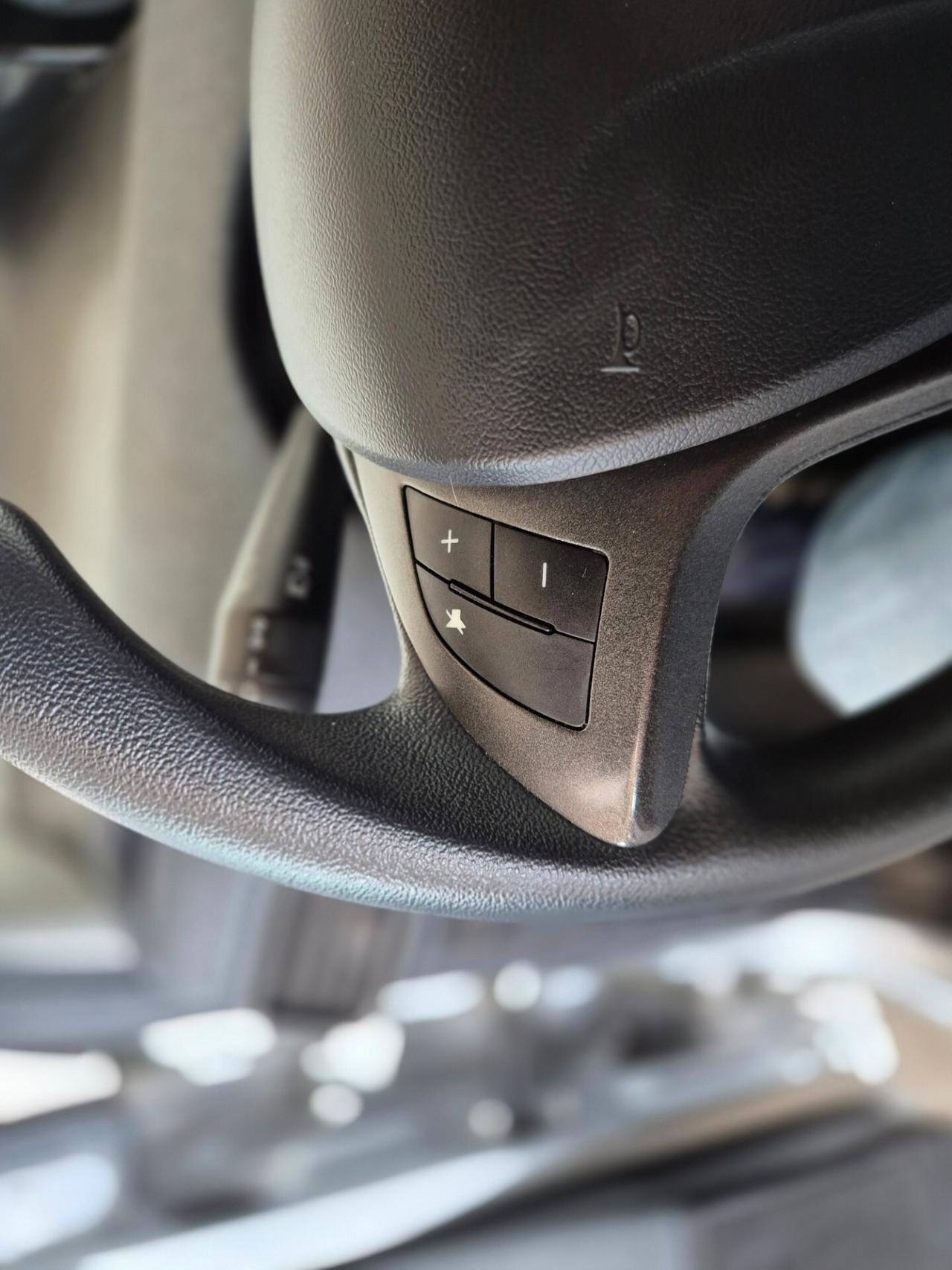 Lancia Ypsilon 1.2 69 CV 5 porte Elefantino Blu