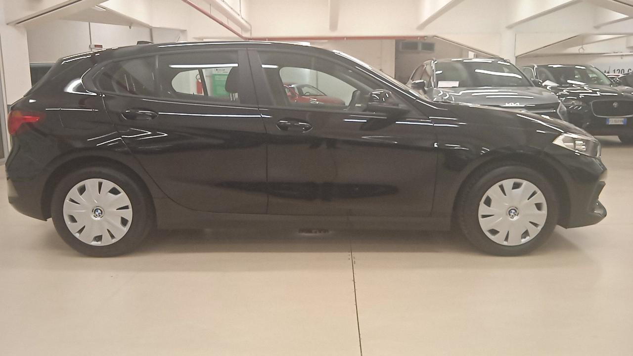 BMW Serie 1 F40 - 116d