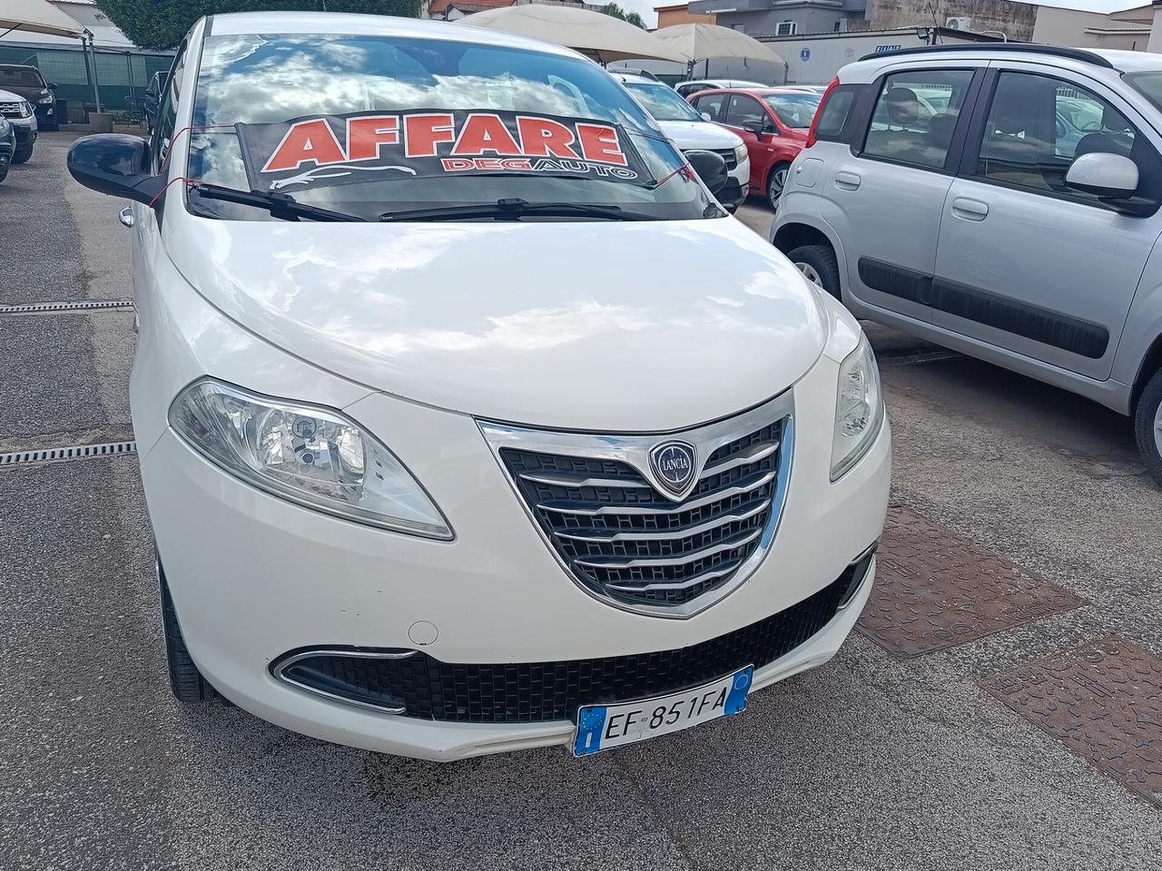 Lancia Ypsilon 1.2 69CV 5 porte S&S Gold