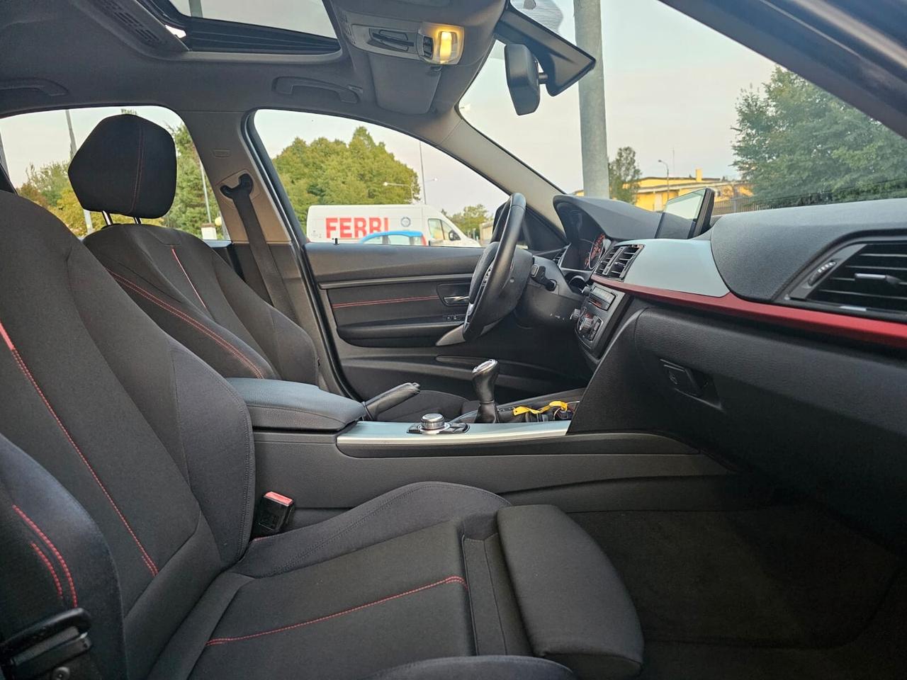 Bmw 316d 115cv Sport*Navi*Bi-Xeno*Tetto*Pdc*17*