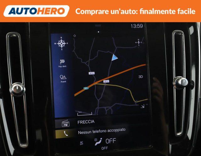 VOLVO XC40 T3 Geartronic Momentum Pro