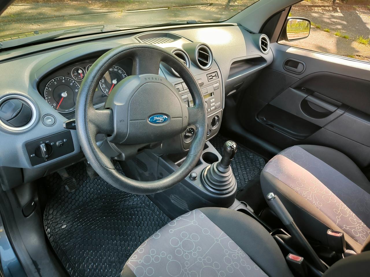 Ford Fiesta 1.2 16V 5p. Ghia DA LEGGERE BENE