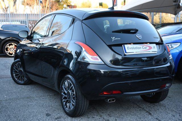 LANCIA Ypsilon 1.0 FireFly 5 p. S&S Hybrid GOLD *CAM*5 POSTI*