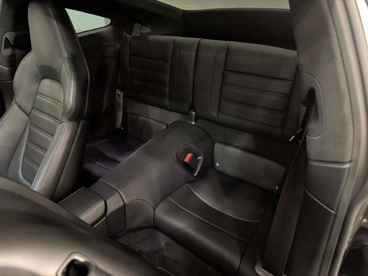 Porsche 911 Carrera 4 GTS