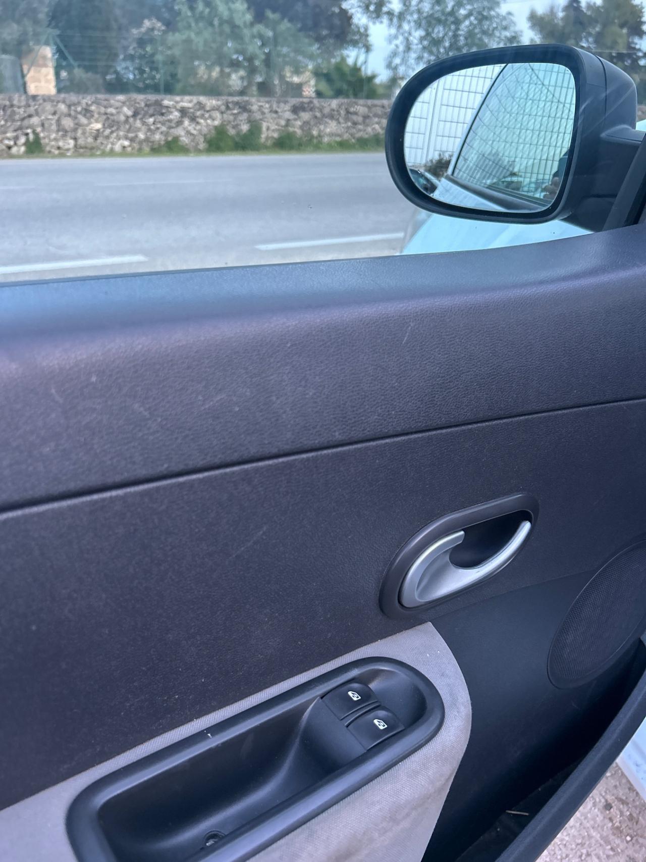 Renault Clio 1.5 75CV 3 porte VAN-2011