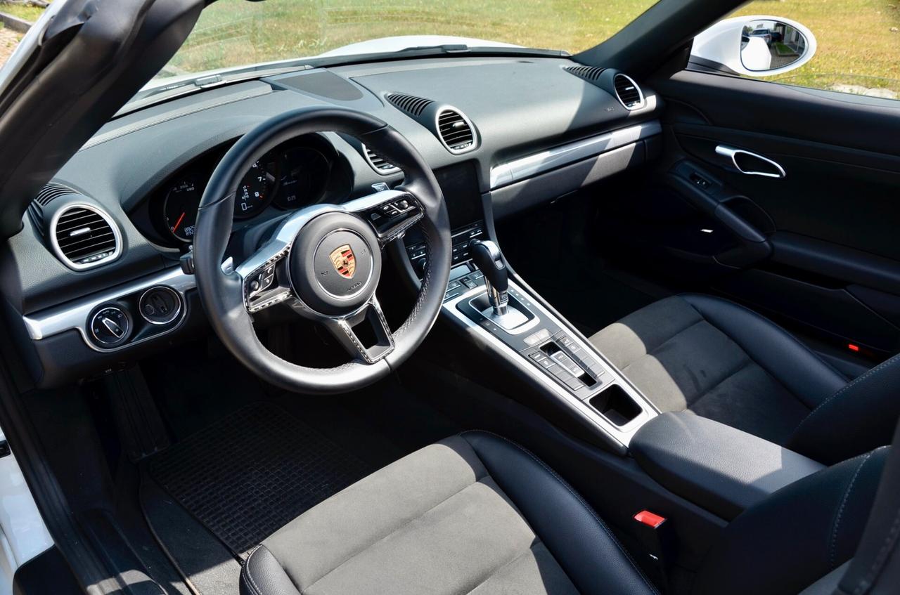 PORSCHE BOXSTER 718 2.0 300cv PDK, HI-FI BOSE, SPOILER, FARI LED, PERMUTE