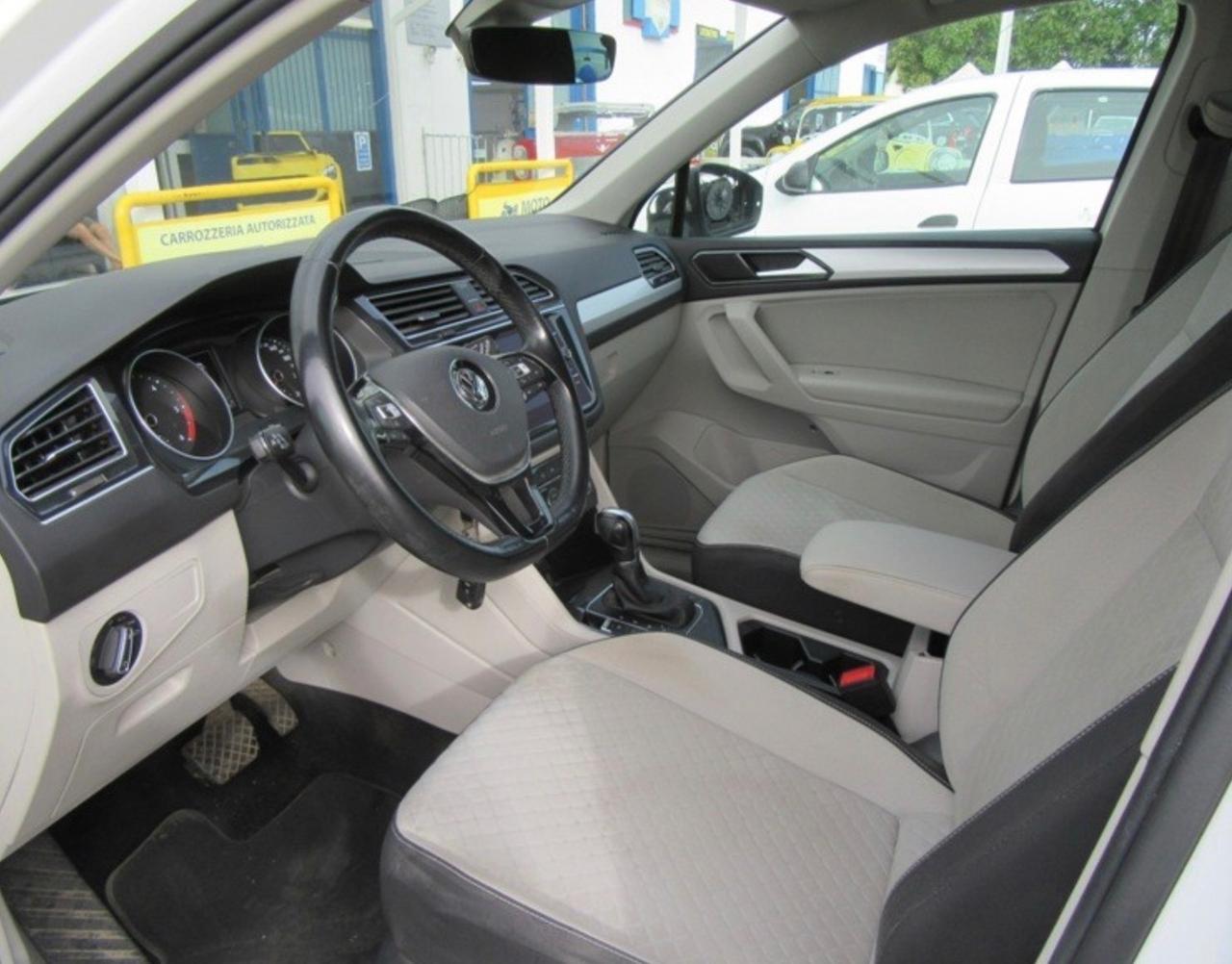 Volkswagen Tiguan 2.0 TDI SCR DSG Business BlueMotion Technology