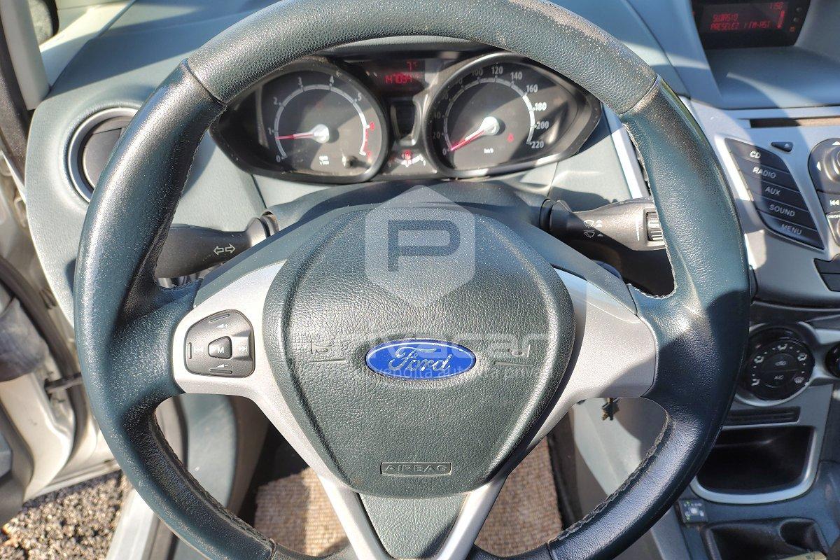 FORD Fiesta 1.2 82 CV 5 porte Titanium