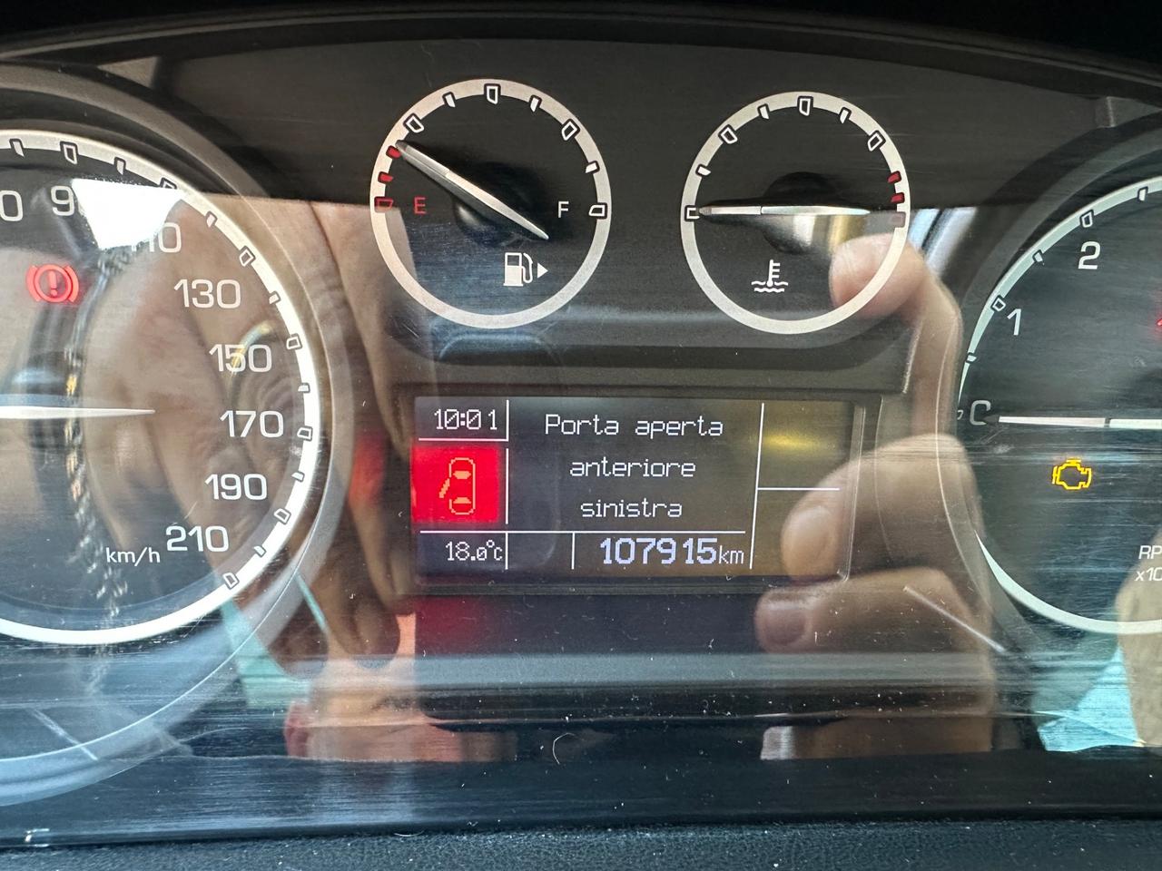 Lancia Ypsilon 1.2 69 CV 5 porte S&S Platinum + Tetto Sensori Ant e Post