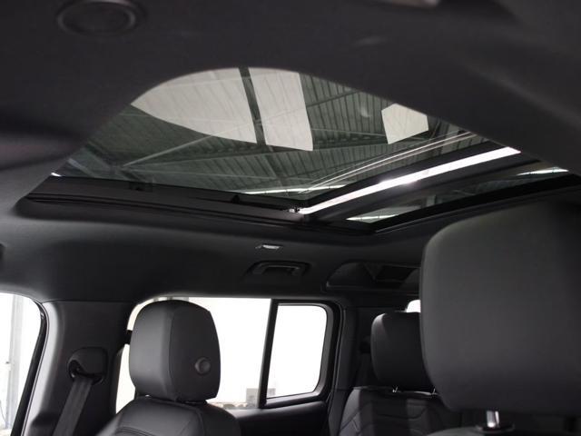 LAND ROVER Defender 110 300 CV AWD X-Dynamic SE Pano Gancio 7 Posti