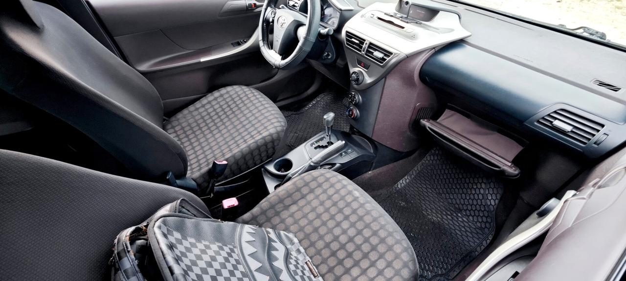 Toyota iQ 1.0 Multidrive Versione Lancio