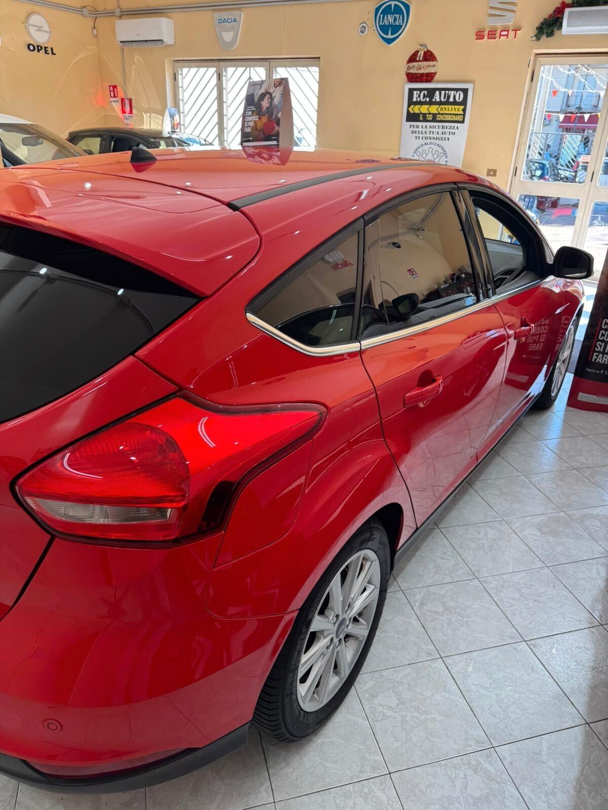 Ford Focus 1.6 120 CV GPL Titanium
