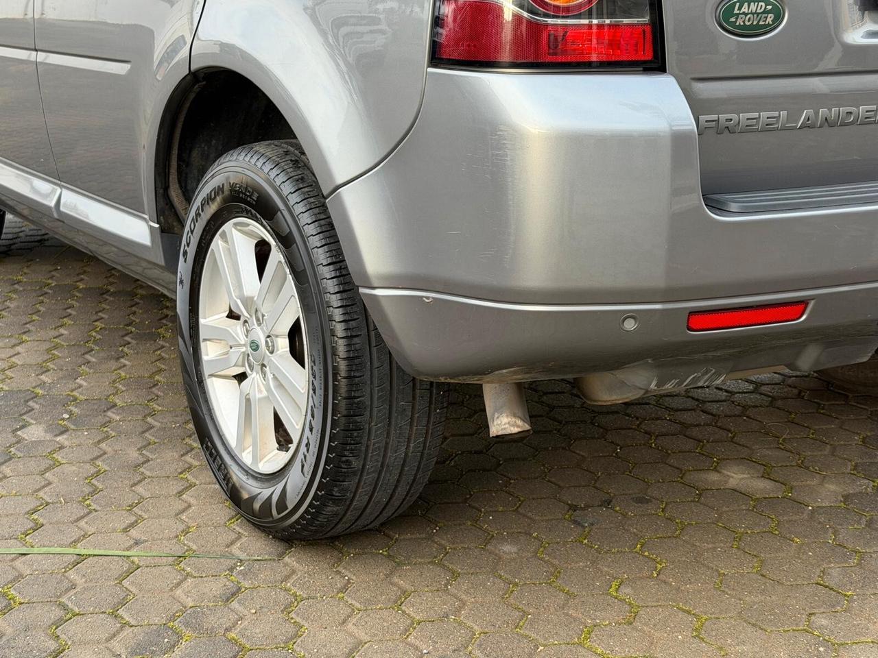 Land Rover Freelander 2.2 TD4 S.W. SE