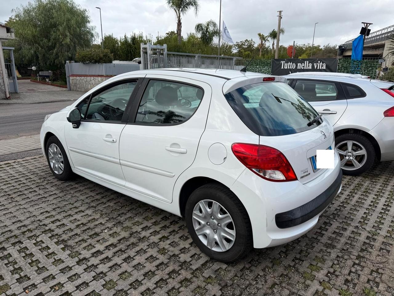 Peugeot 207 1.4 HDi 70CV 5p. Energie-2012
